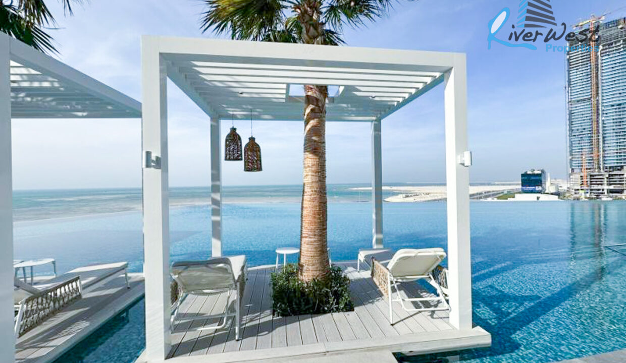 WhatsApp Image 2024-12-18 at 15.06.40