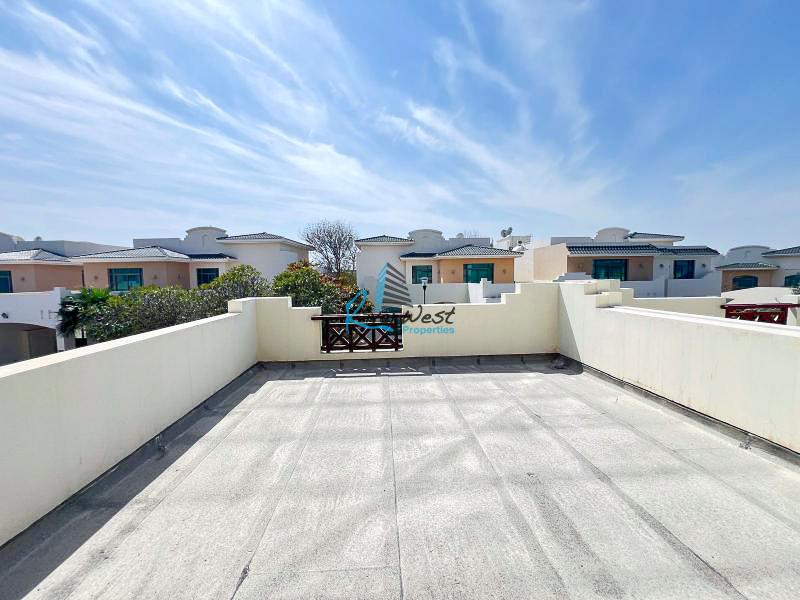 WhatsApp Image 2025-03-24 at 09.22.42 (1)