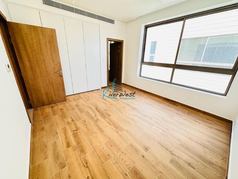 WhatsApp Image 2025-04-03 at 12.22.57