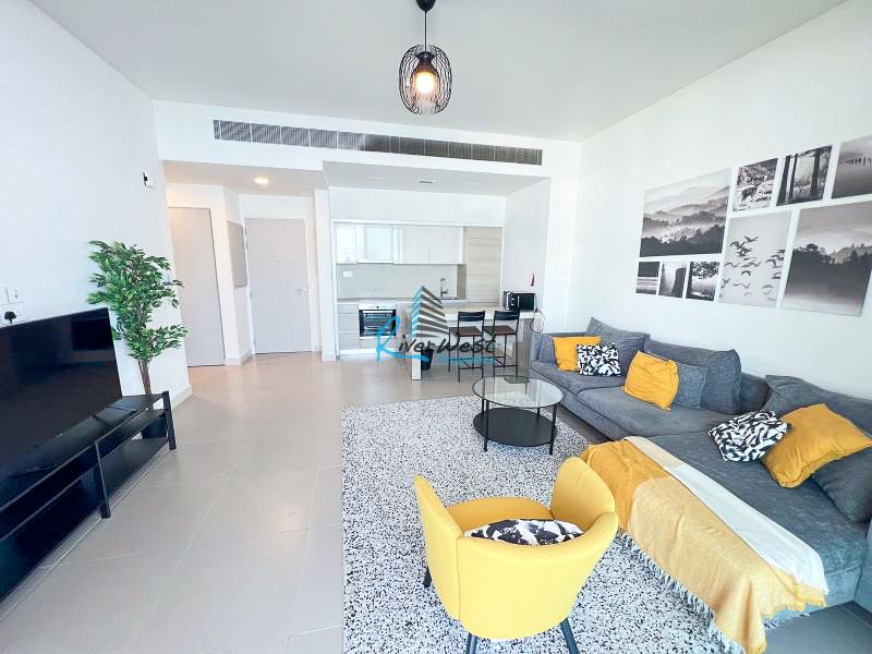 WhatsApp Image 2025-04-10 at 13.14.57 (1)