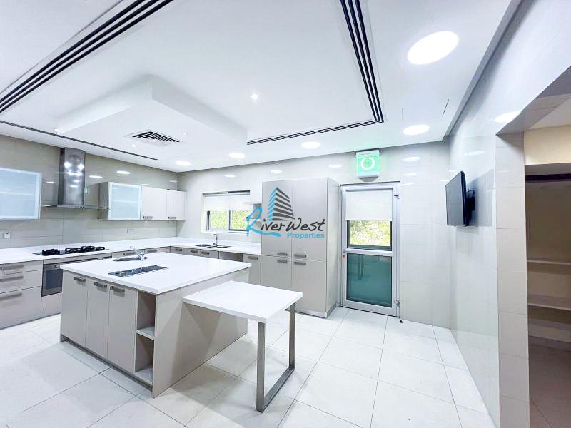 WhatsApp Image 2025-04-13 at 10.42.32