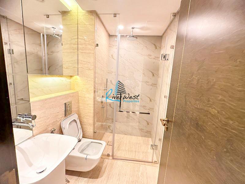 WhatsApp Image 2025-04-23 at 16.02.12 (1)