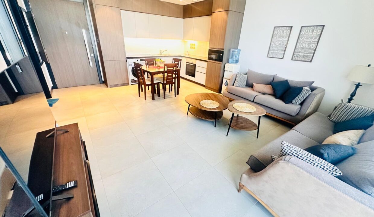 WhatsApp Image 2025-04-27 at 12.53.13 (1)