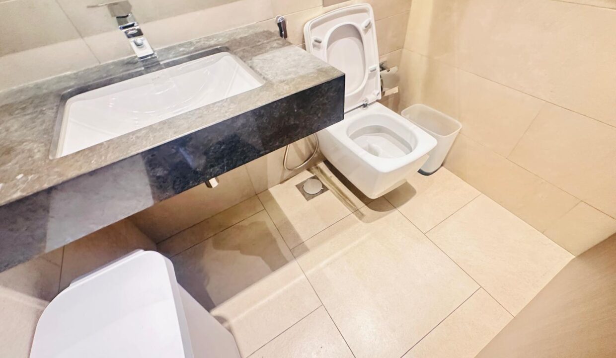 WhatsApp Image 2025-04-27 at 12.53.14 (2)