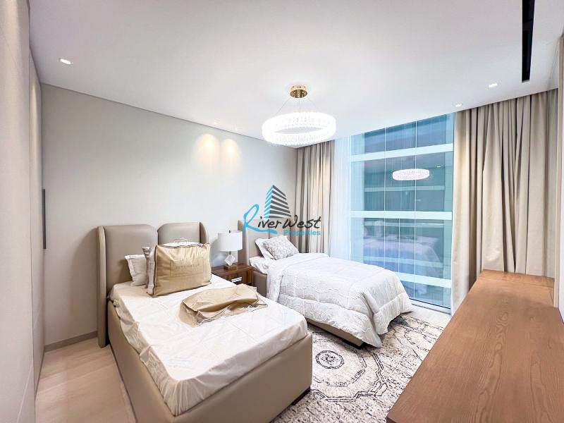 WhatsApp Image 2025-05-13 at 07.13.44 (1)