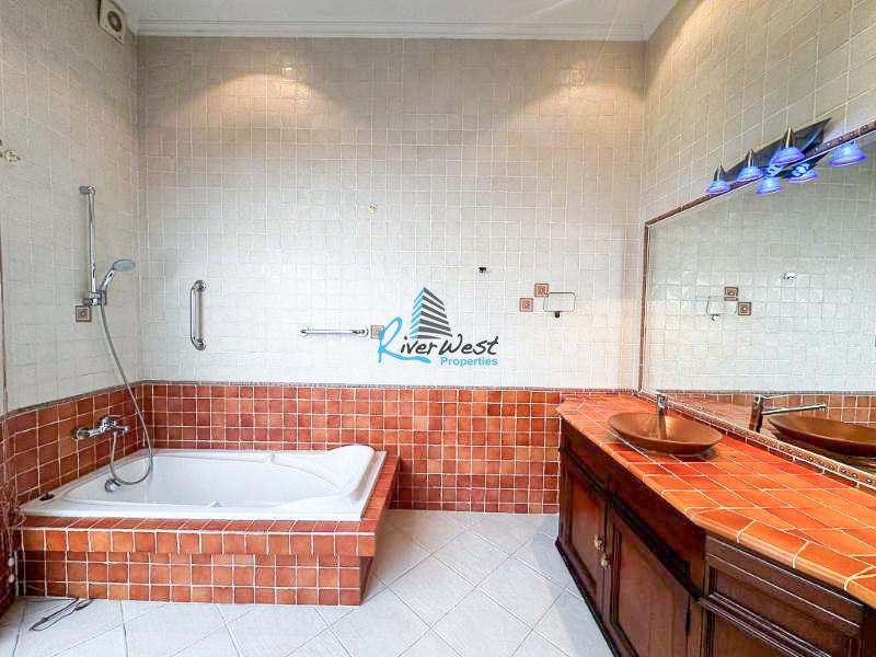 WhatsApp Image 2025-07-28 at 16.16.04