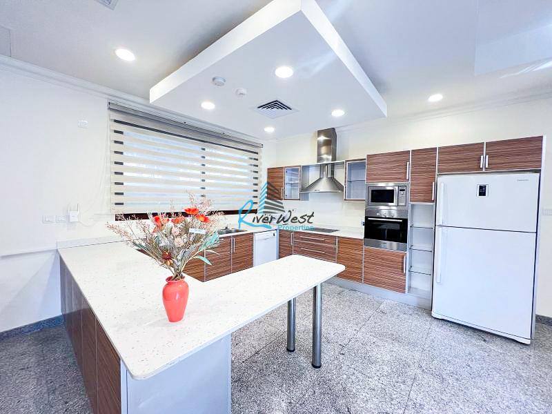 WhatsApp Image 2025-01-15 at 10.06.00 (1)