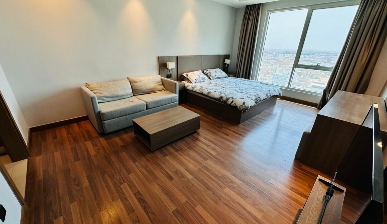 WhatsApp Image 2025-08-05 at 13.21.51 (2)