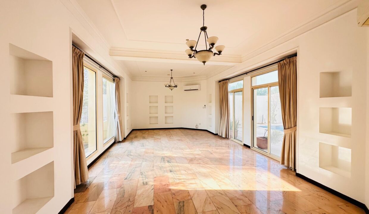 WhatsApp Image 2025-08-06 at 11.32.52 (1)