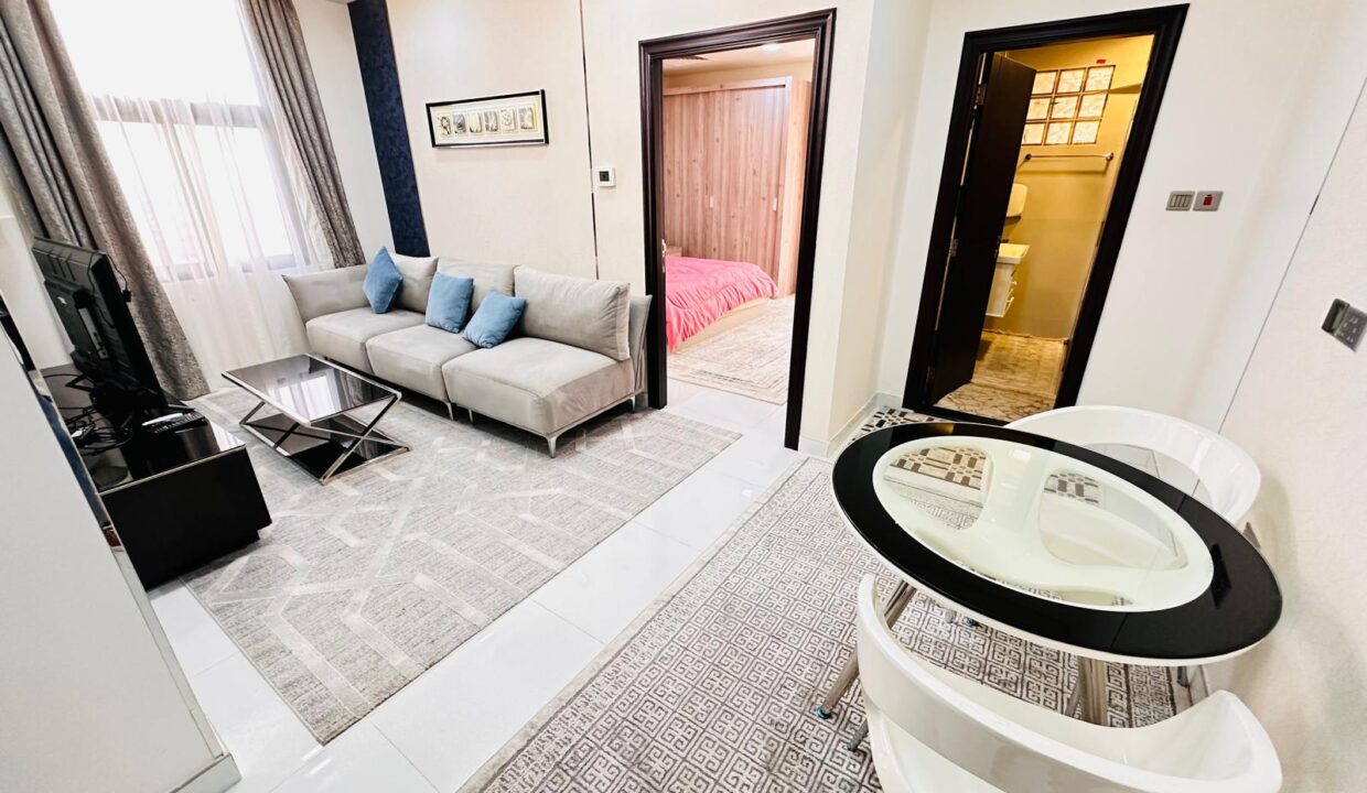 WhatsApp Image 2025-08-06 at 11.45.47 (1)