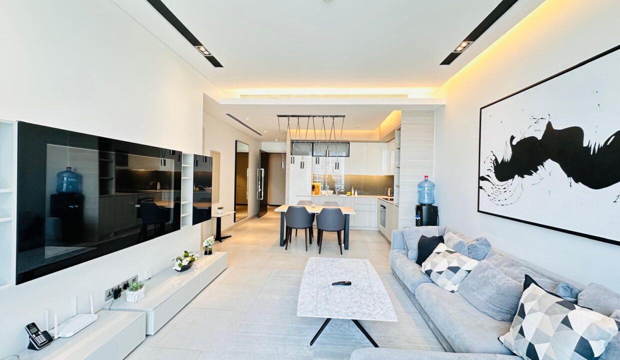 WhatsApp Image 2025-08-14 at 14.13.42 (4)