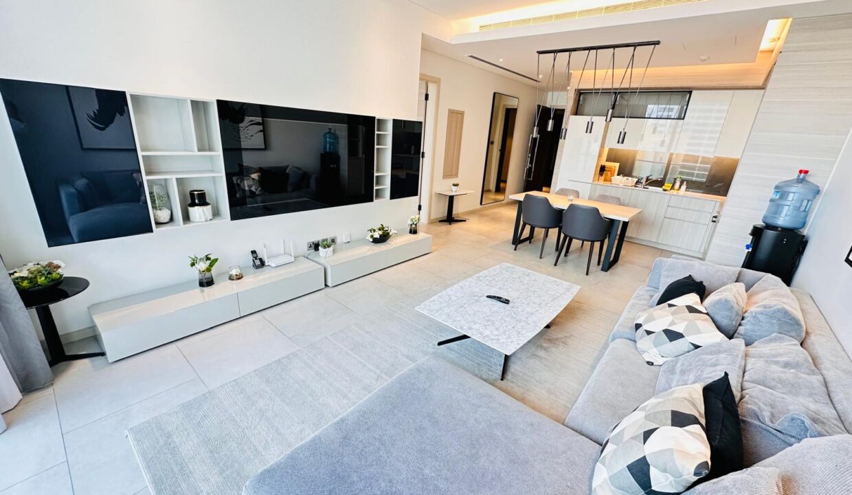 WhatsApp Image 2025-08-14 at 14.13.42 (5)