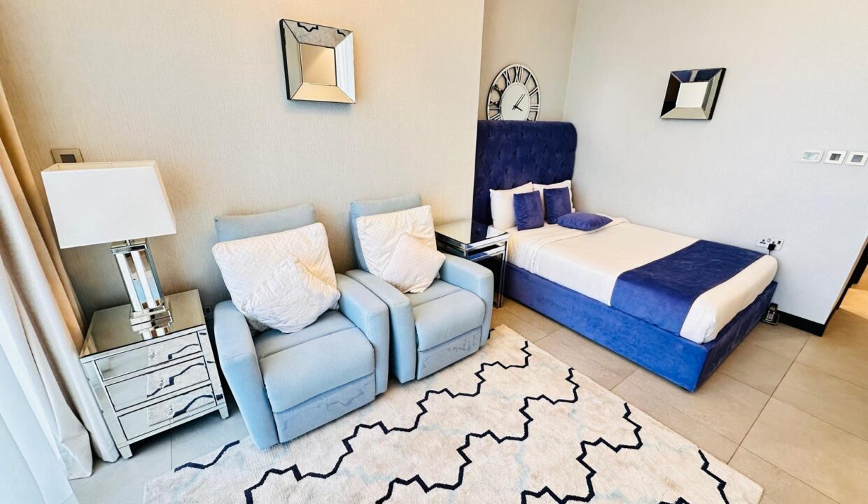 WhatsApp Image 2025-08-14 at 14.32.50 (2)