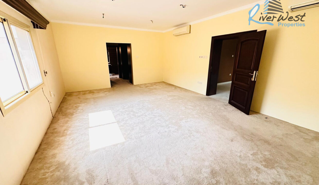 WhatsApp Image 2025-08-14 at 14.50.46 (6)