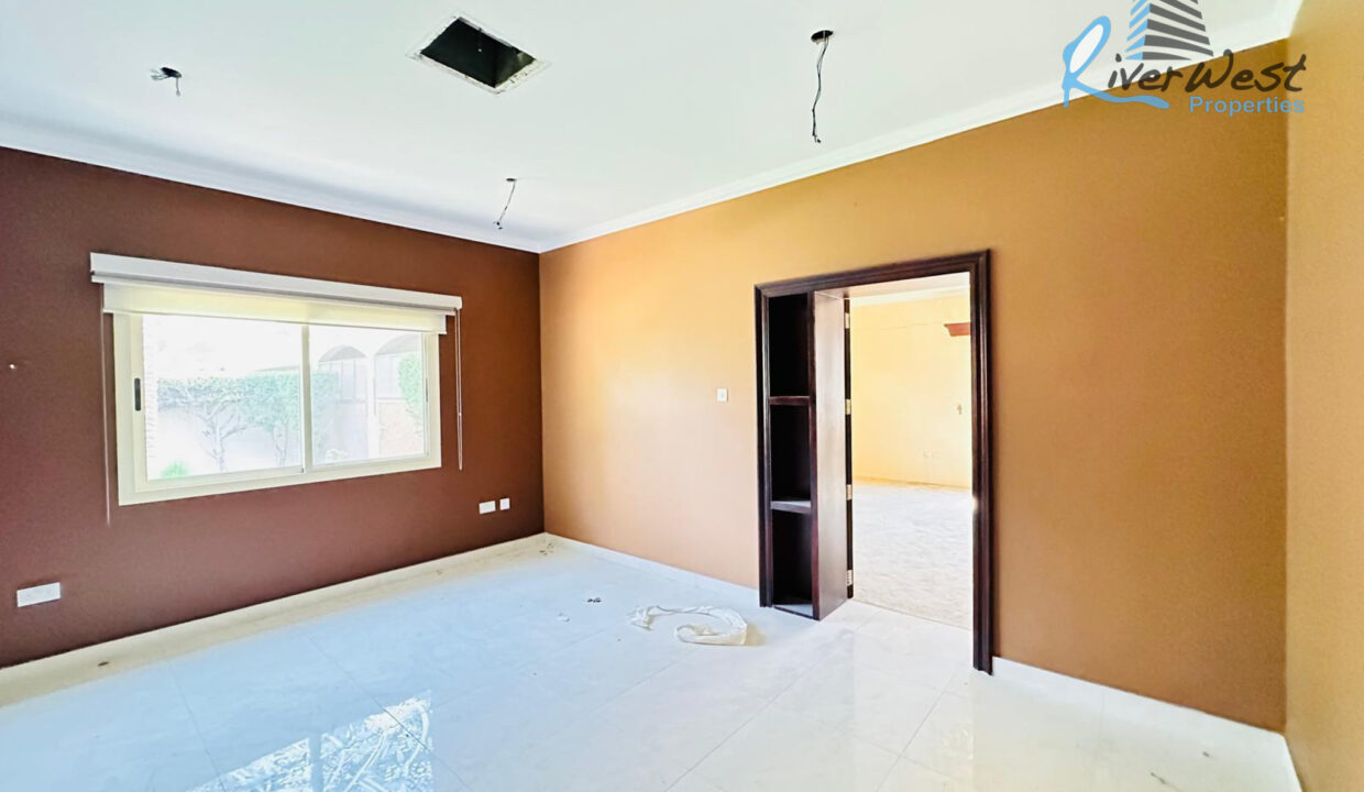 WhatsApp Image 2025-08-14 at 14.50.46 (9)