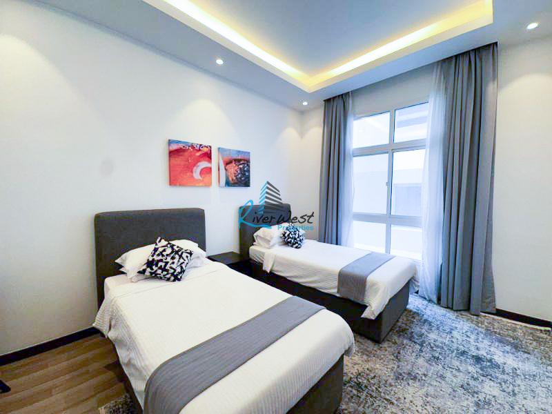 WhatsApp Image 2025-08-18 at 15.43.51