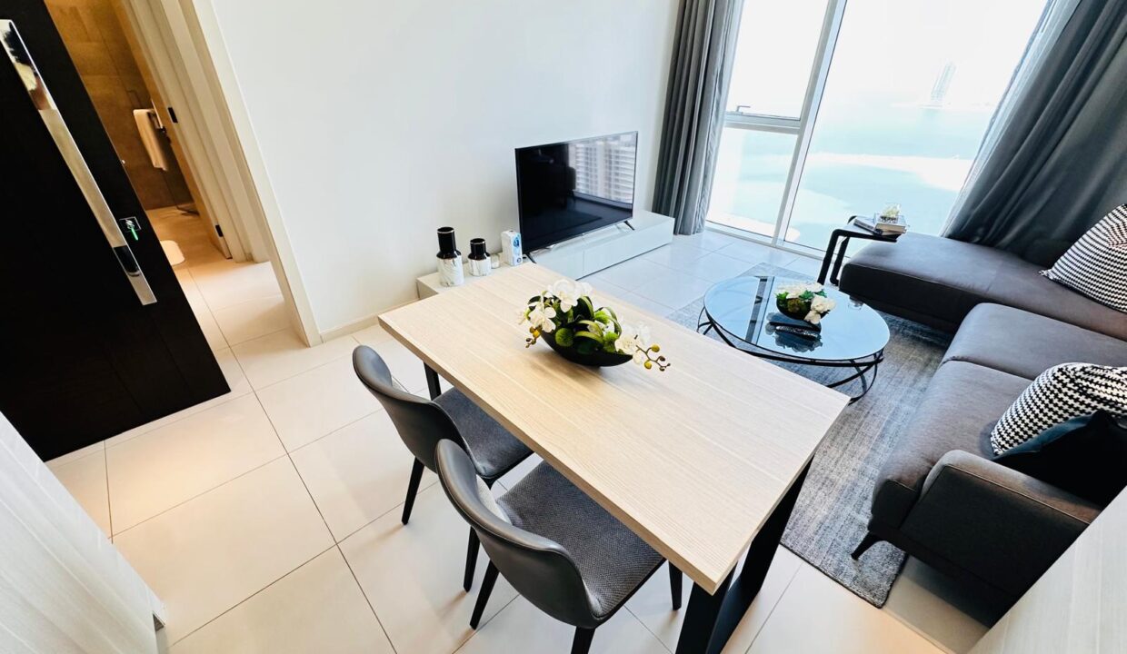 WhatsApp Image 2025-08-20 at 16.15.34 (2)