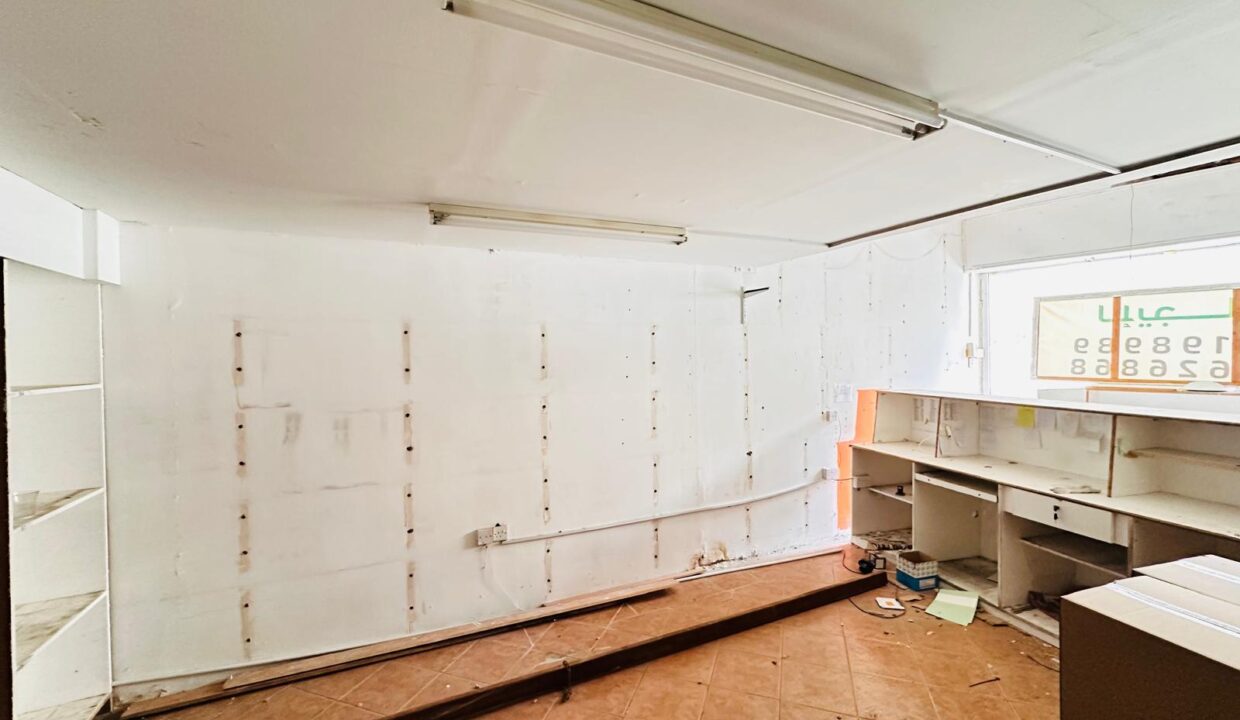 WhatsApp Image 2025-08-21 at 16.54.45