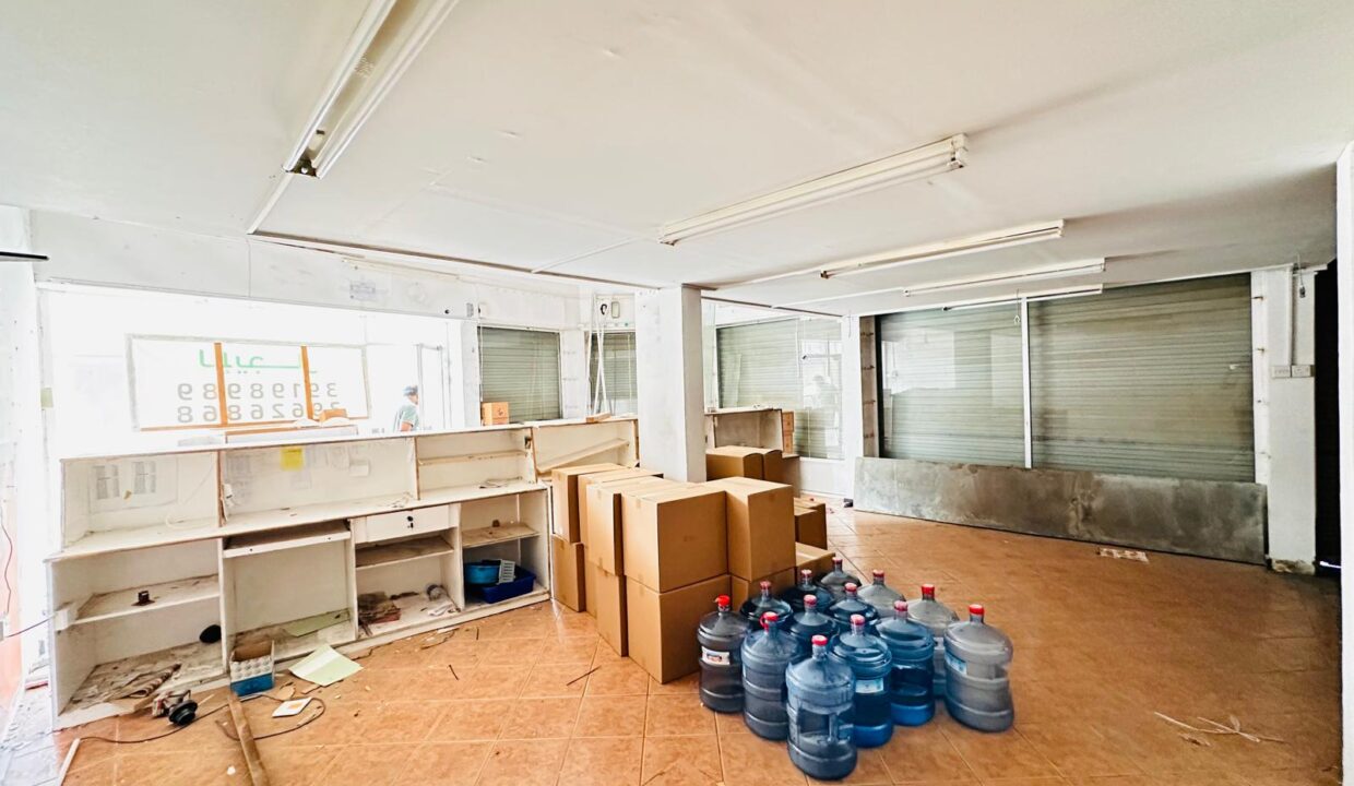 WhatsApp Image 2025-08-21 at 16.54.45 (2)