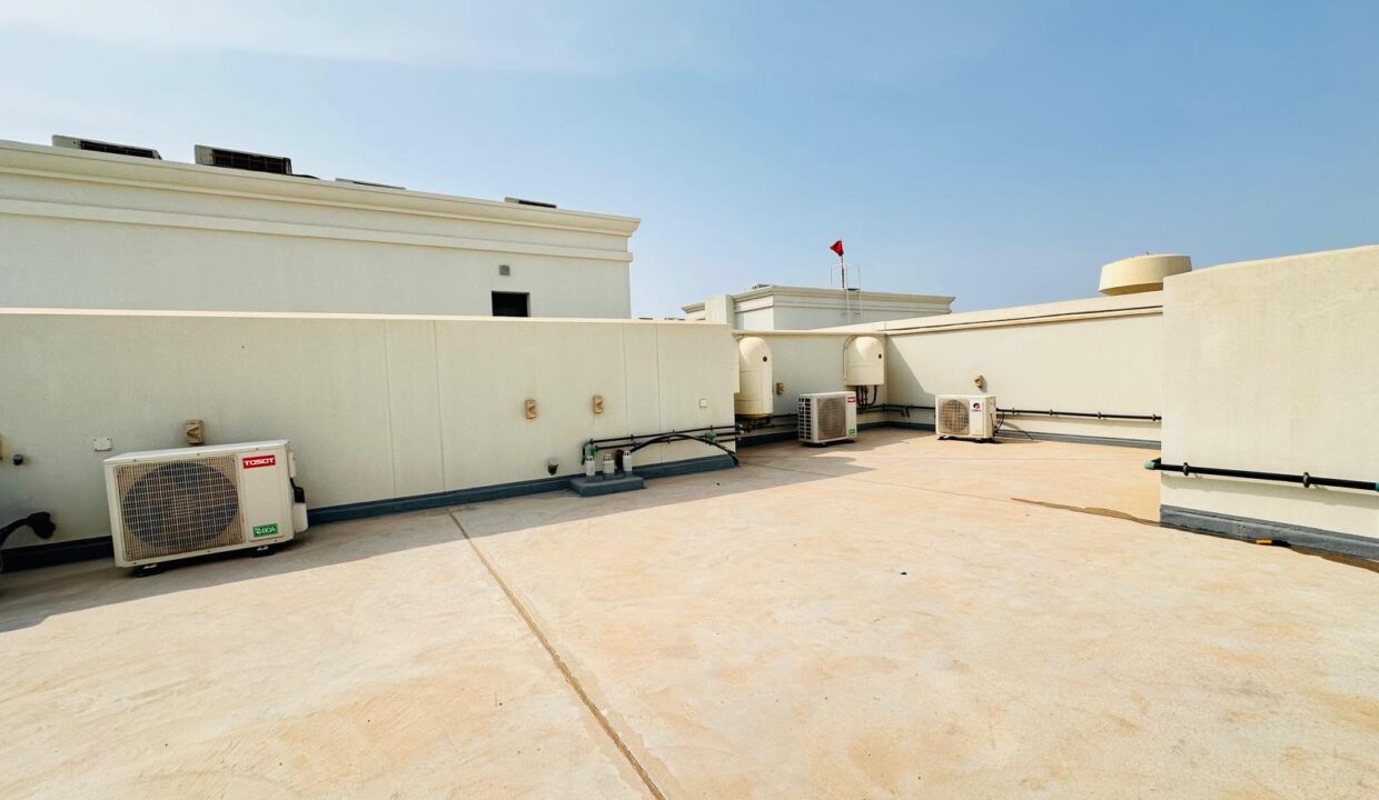 WhatsApp Image 2025-08-21 at 17.22.32 (5)