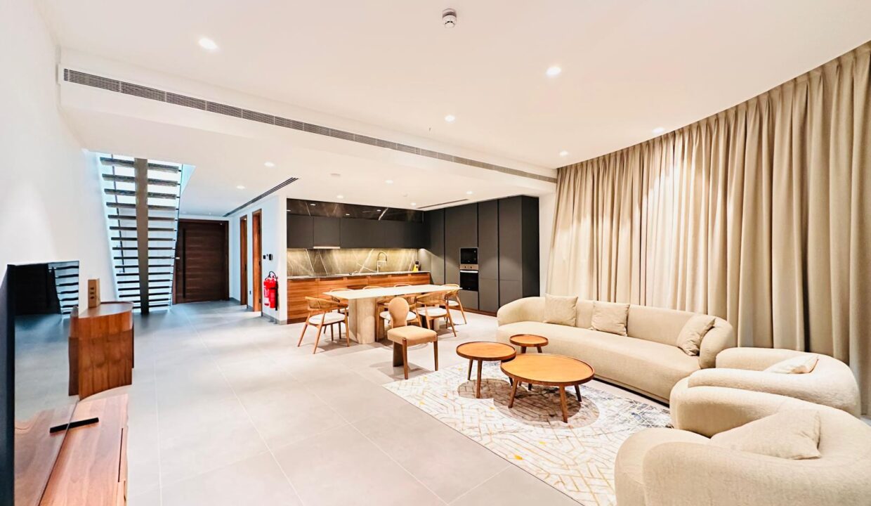 WhatsApp Image 2025-08-21 at 17.43.05 (7)