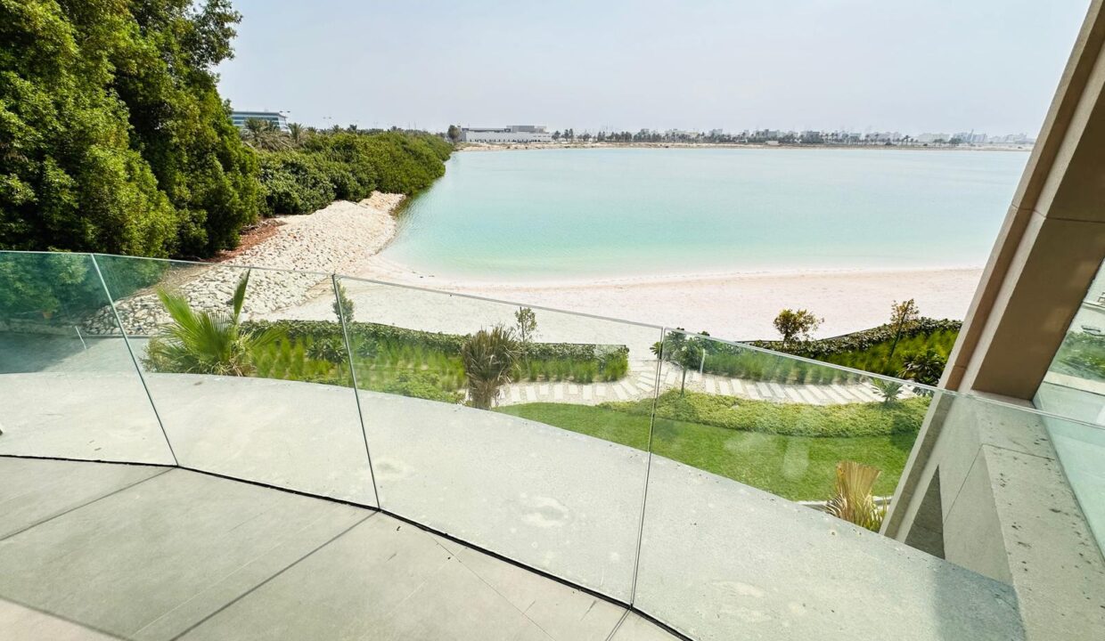 WhatsApp Image 2025-08-21 at 17.43.05 (8)