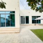 4 bedroom villa for rent in Saar with garden, pool, and semi-furnished interiors