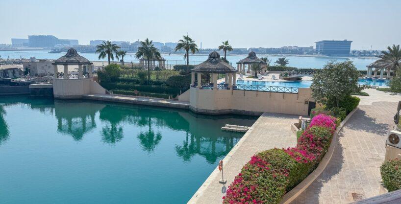 Sea view 2 bedroom apartment in Amwaj interior and balcony view