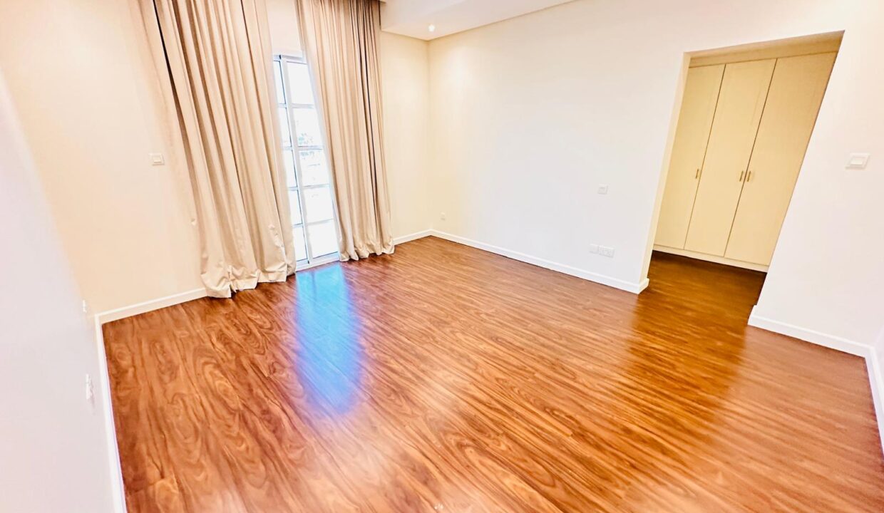 WhatsApp Image 2025-11-04 at 12.24.32_54b69985