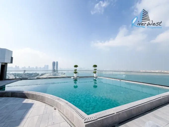 Crestview Tower 3BR apartment sea view