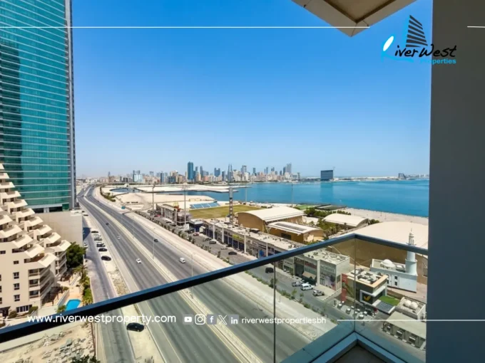 Luxury Sea View Apartment in Juffair