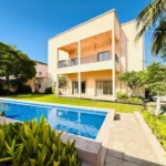 5 Bedroom Villa with Private Pool for Rent in Saar