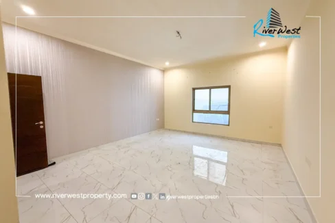 2 Bedroom Apartment for Rent in Busaiteen