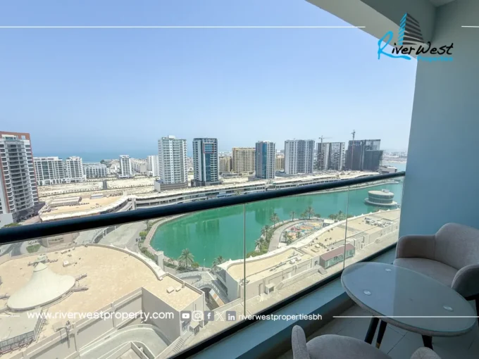 3 Bedroom Lagoon View Apartment in Amwaj Islands