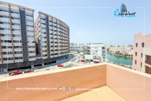 Apartment with Private Beach Access Bahrain