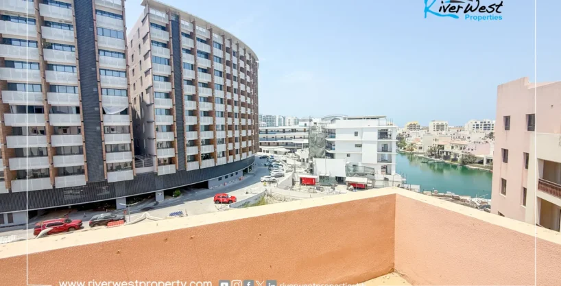 Apartment with Private Beach Access Bahrain