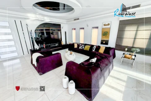 4 Bedroom Villa with Private Pool in Amwaj