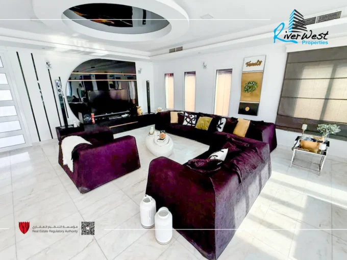 4 Bedroom Villa with Private Pool in Amwaj