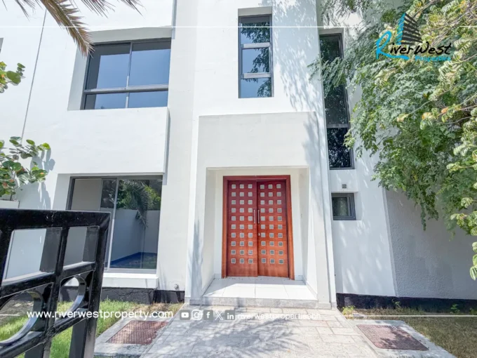 Villas for Rent in Saar
