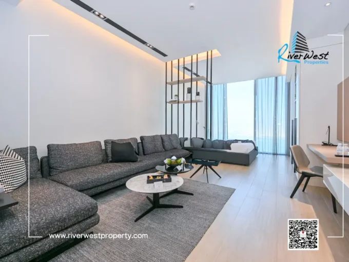 Pool-view studio for rent